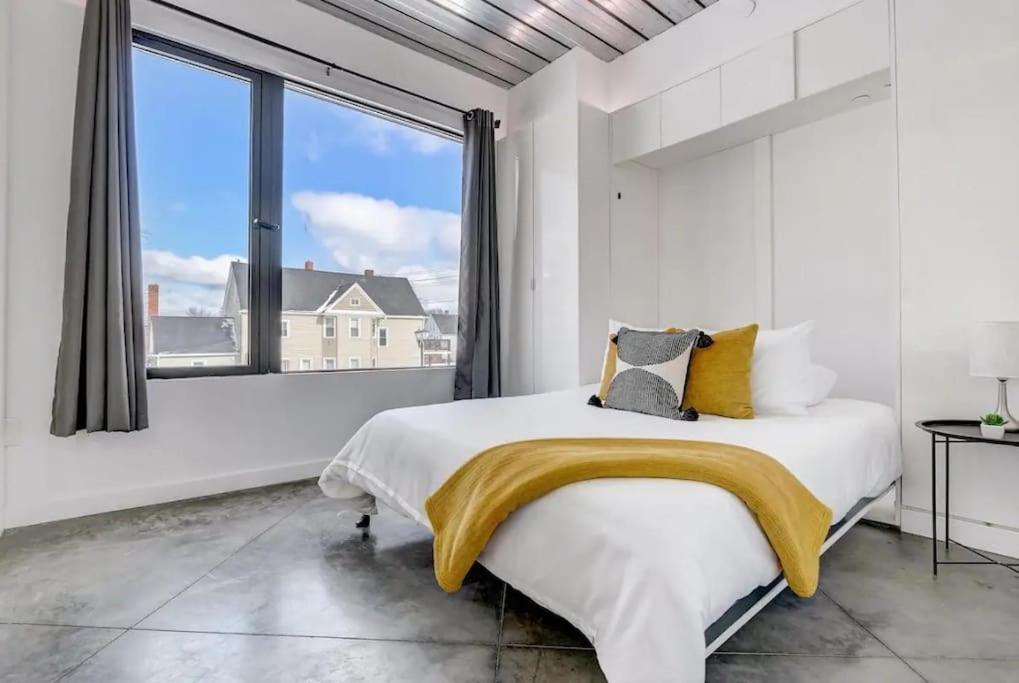 Kcm Mikros Smart Apartments 7 Кливленд Экстерьер фото